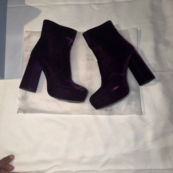 PRADA CALZATURE DONNA Platform Boots| size 40.5 | Color - Mora (Purple) - Picture 15 of 17